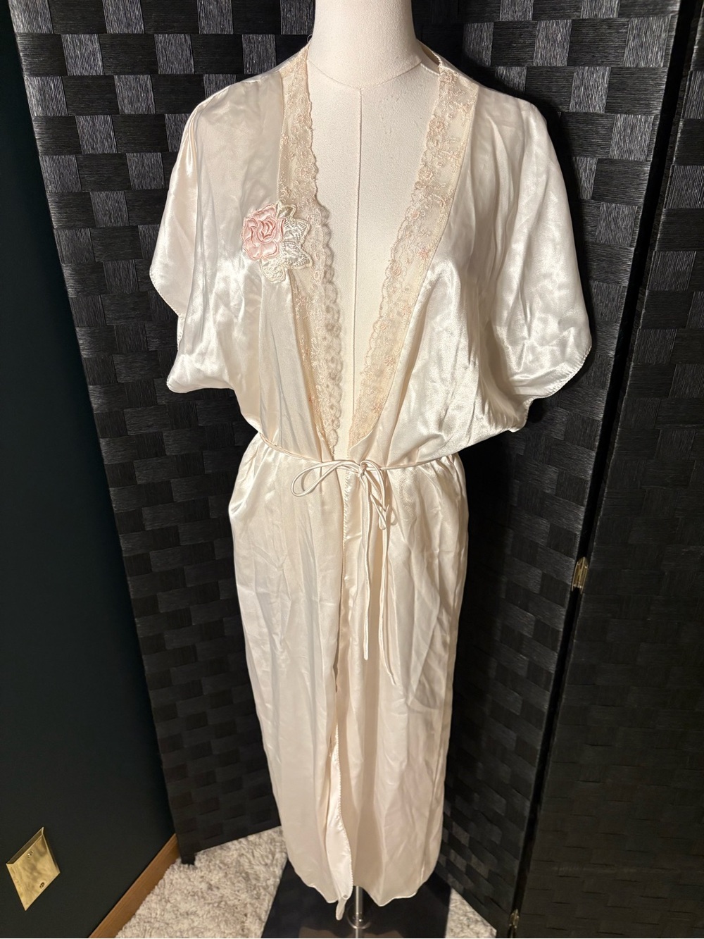 Vtg 80s 90s Val Mode Cream Satin Robe Pink Floral Applique Lace Lingerie